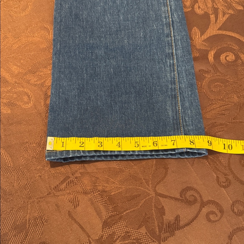 Veronica Beard Mid-Rise Boot cut Jeans. Size 26 - Picture 14 of 15
